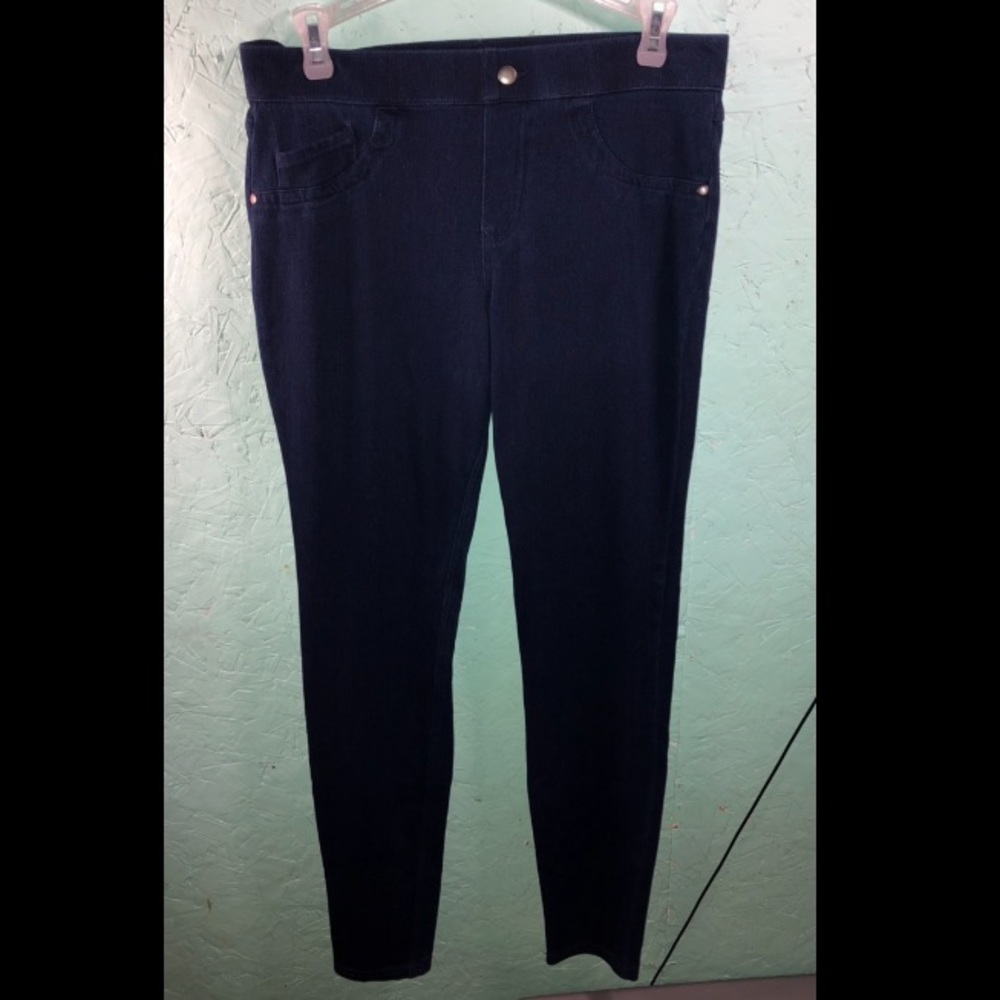 Dark blue jeggings